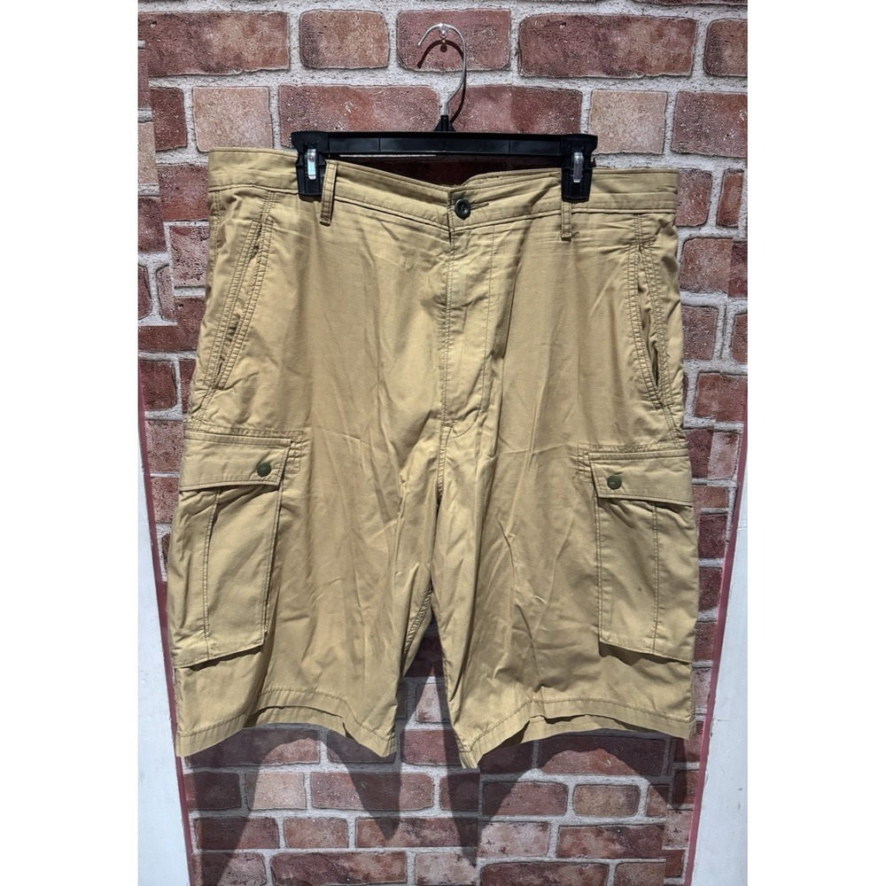 Levi Strauss & Co Khaki Cargo‎ Pocket Shorts Mens Size 36 Tan Baggy Y2K Bermuda